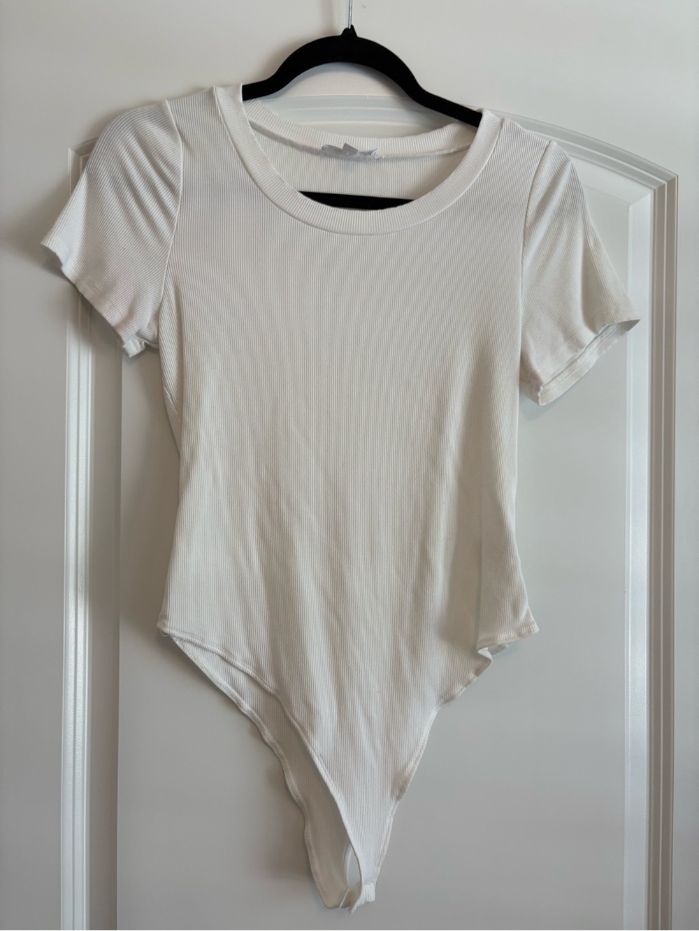 mittoshop White Short-Sleeve Ribbed Bodysuit